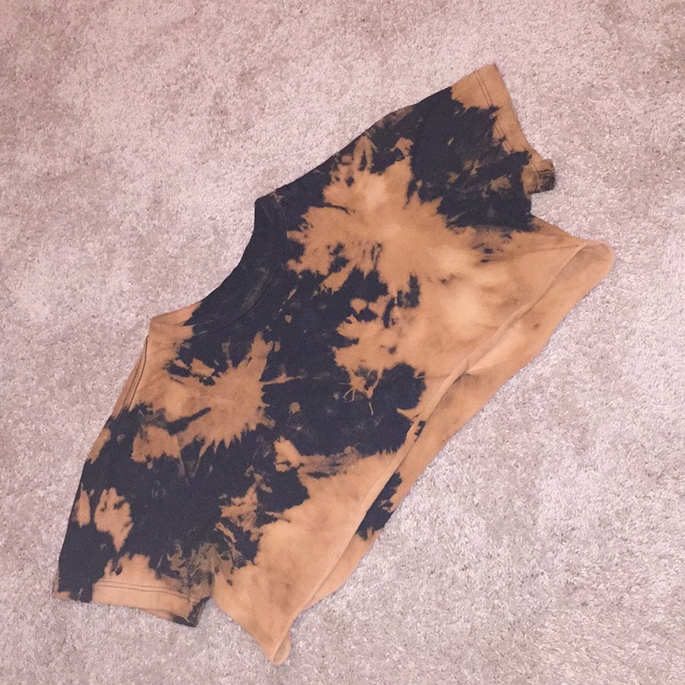 Cropped shirt
